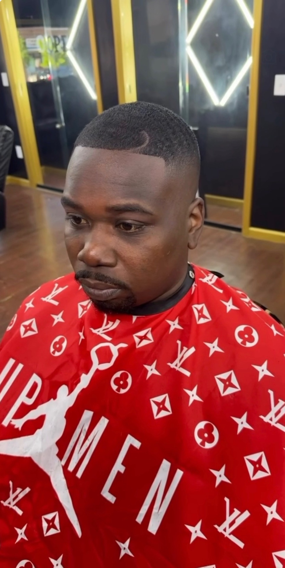 Skin fade with waves
